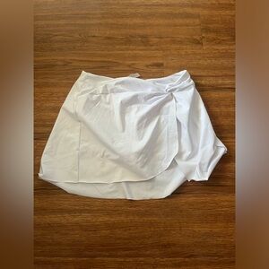 Chic Asymmetrical White Women's Swim Skirt